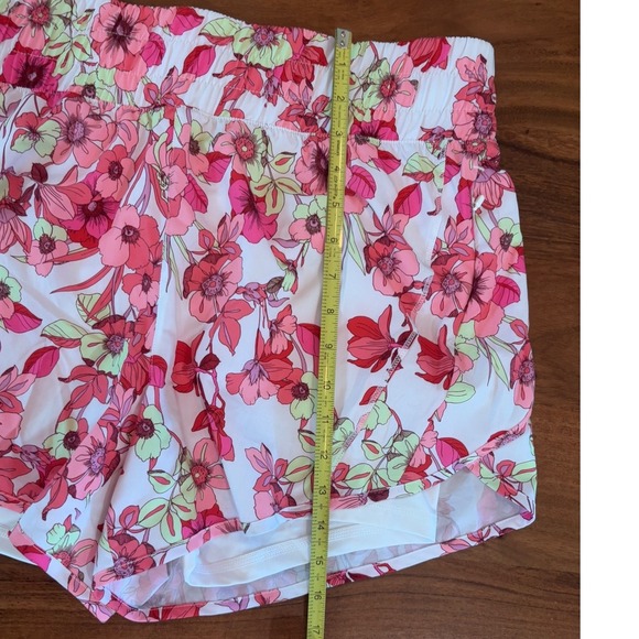 Avia Women's High Rise Running Shorts with Bike Liner Lot of 2 Large Bundle Deal - Picture 5 of 12